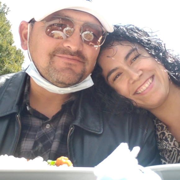 Poshmark - Picture 3 of 8